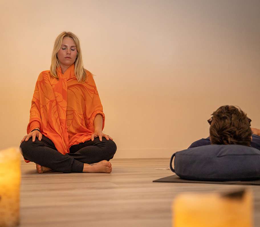 Tammi Sheridan Los Angeles California Based Conscious Cannabis Coach and Yoga Instructor Classes